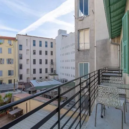 City-center 80m To The Sea / *