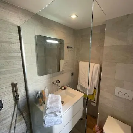 Lägenhet City-center 80m To The Sea / Nice