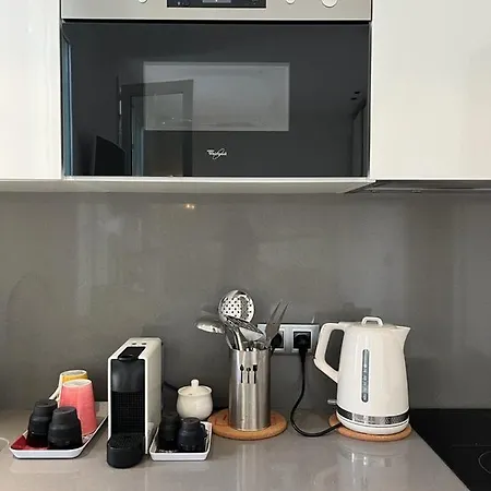 Lägenhet City-center 80m To The Sea / *