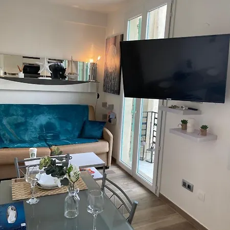 City-center 80m To The Sea / Lägenhet Nice