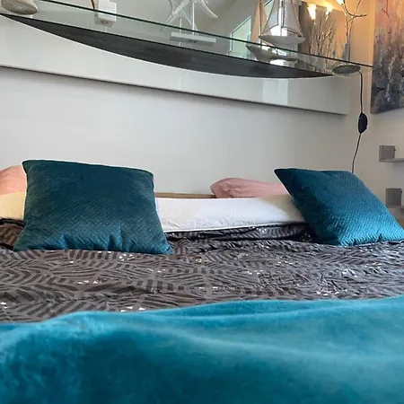 City-center 80m To The Sea / Nice