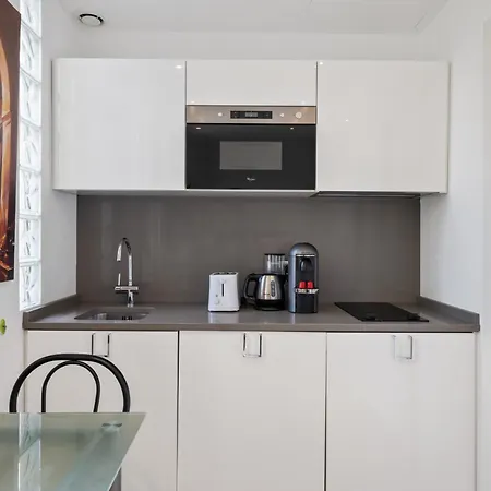 Appartamento City-center 80m To The Sea / *